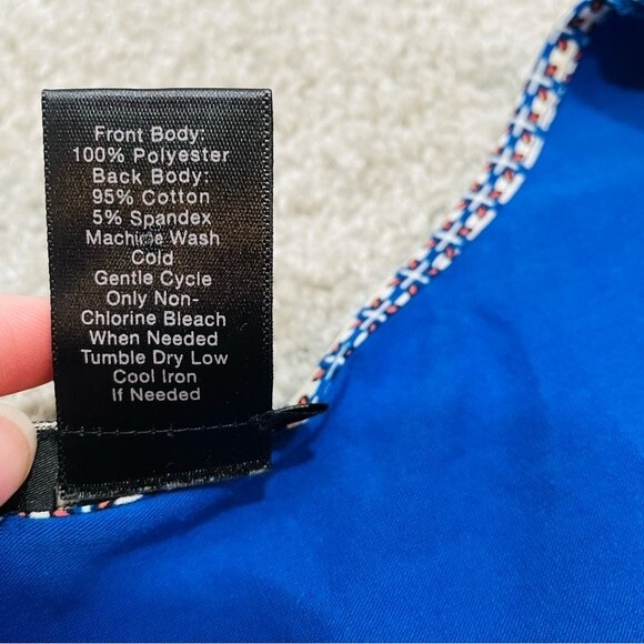 Ann Taylor Blue Patterned Sleeveless Blouse Size M - Picture 6 of 8